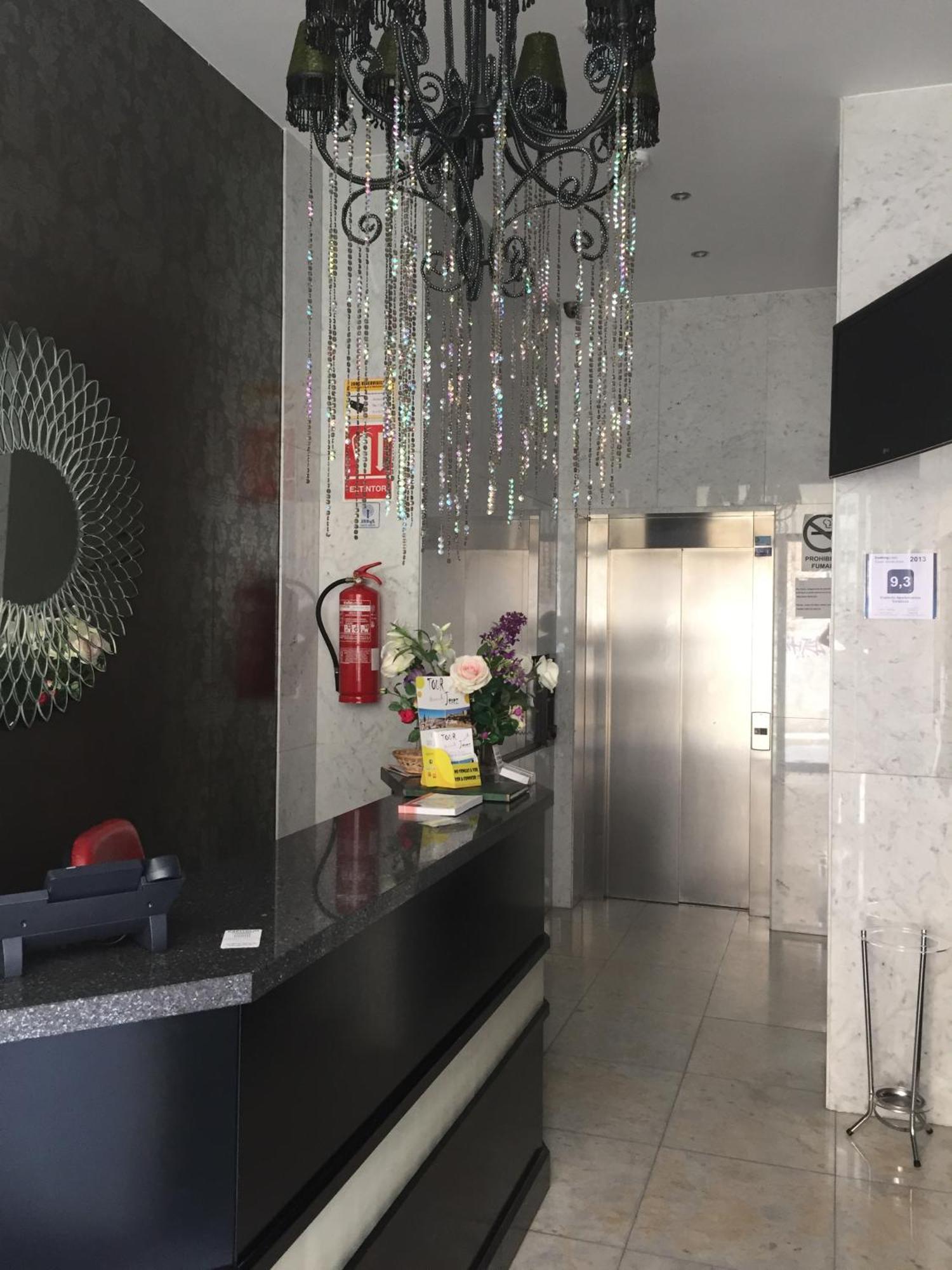 Apartamentos Parking Mérida Buitenkant foto